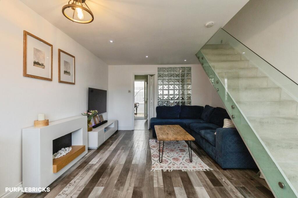 House in Bristol - More