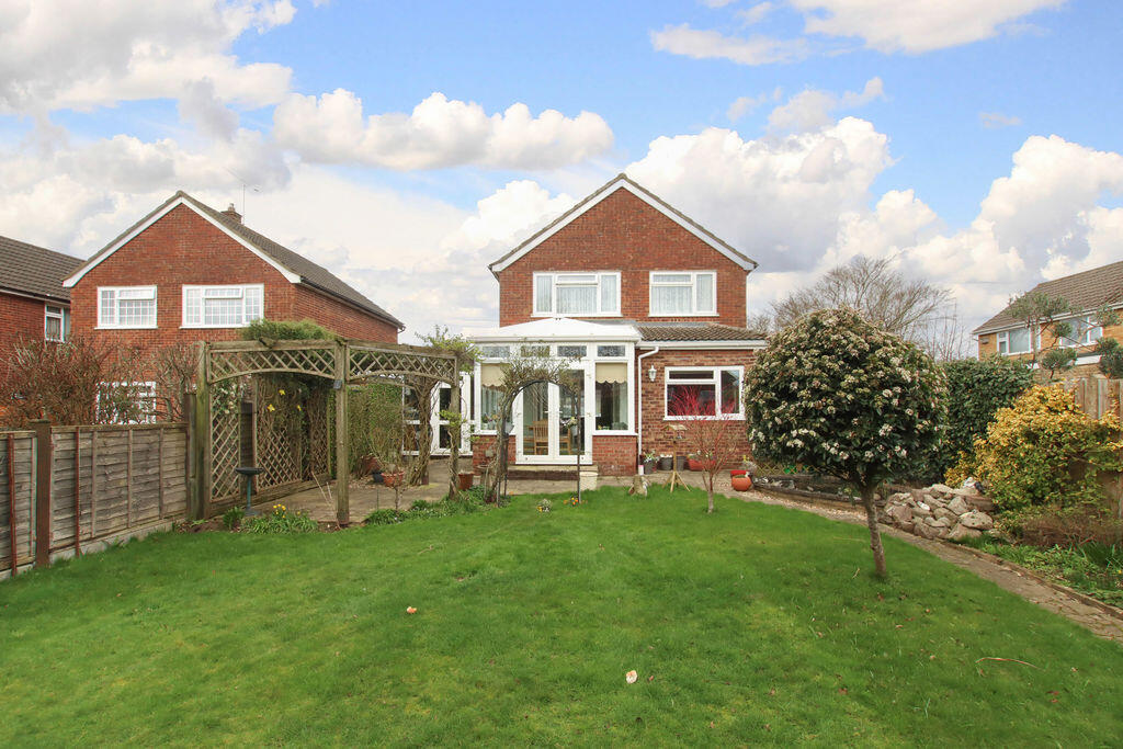 Wellswood Close, Hemel Hempstead photo 2