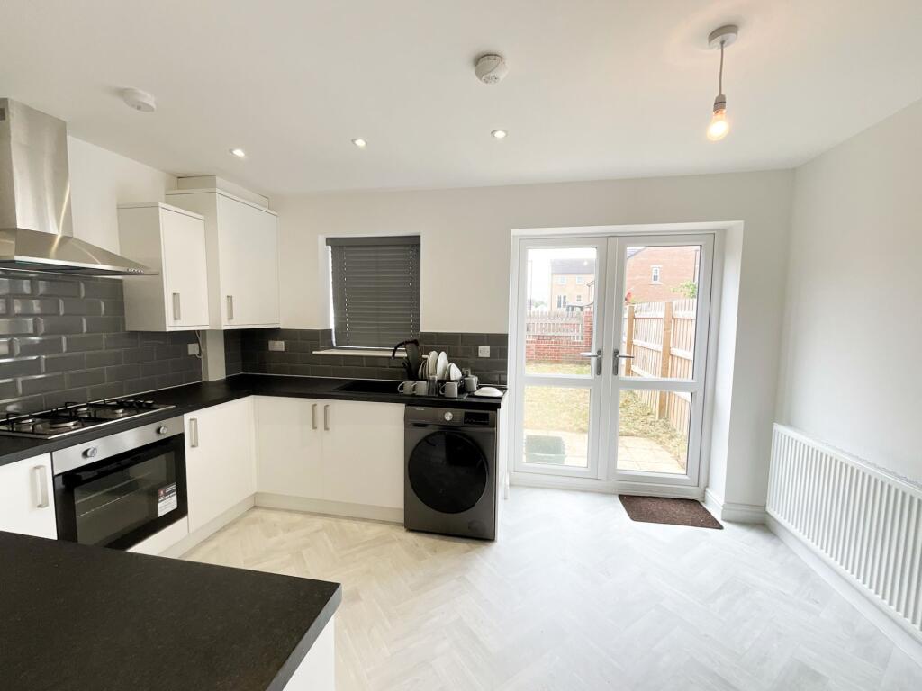 House in Doncaster - View 4