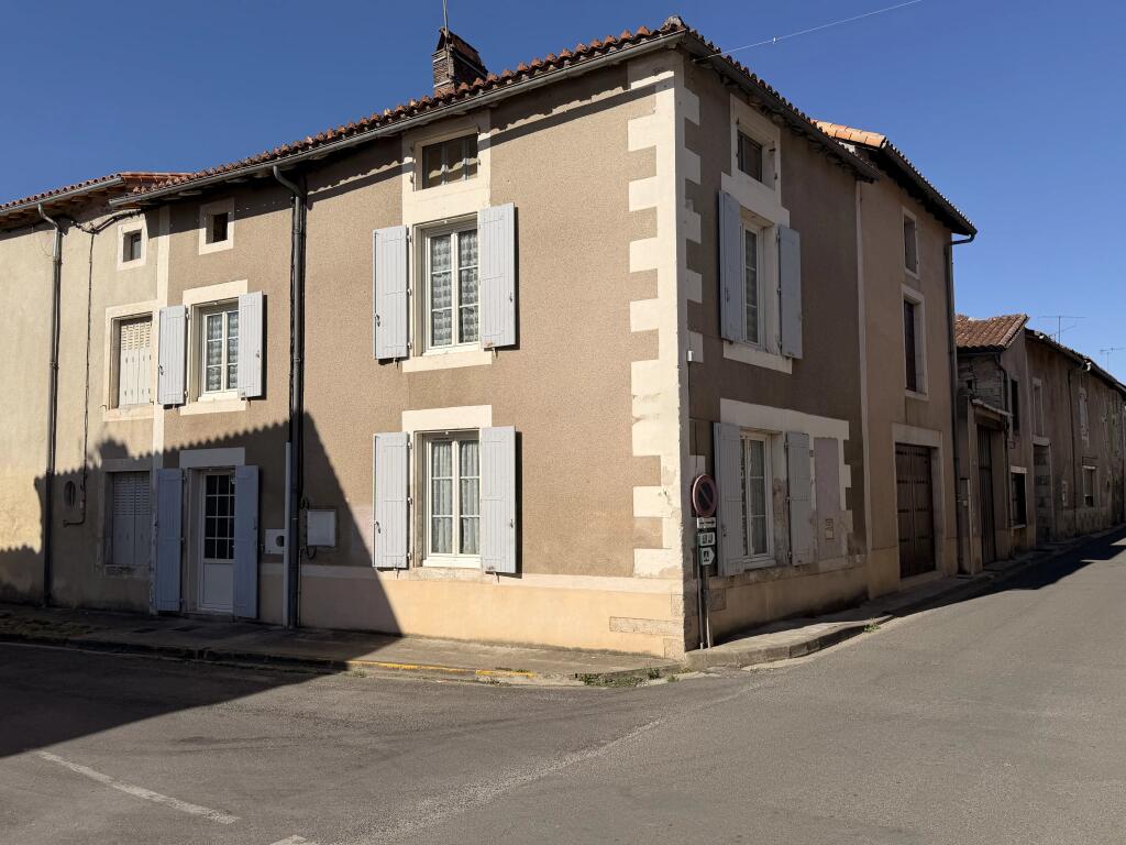 Main image of property: Poitou-Charentes, Charente, Verteuil-sur-Charente