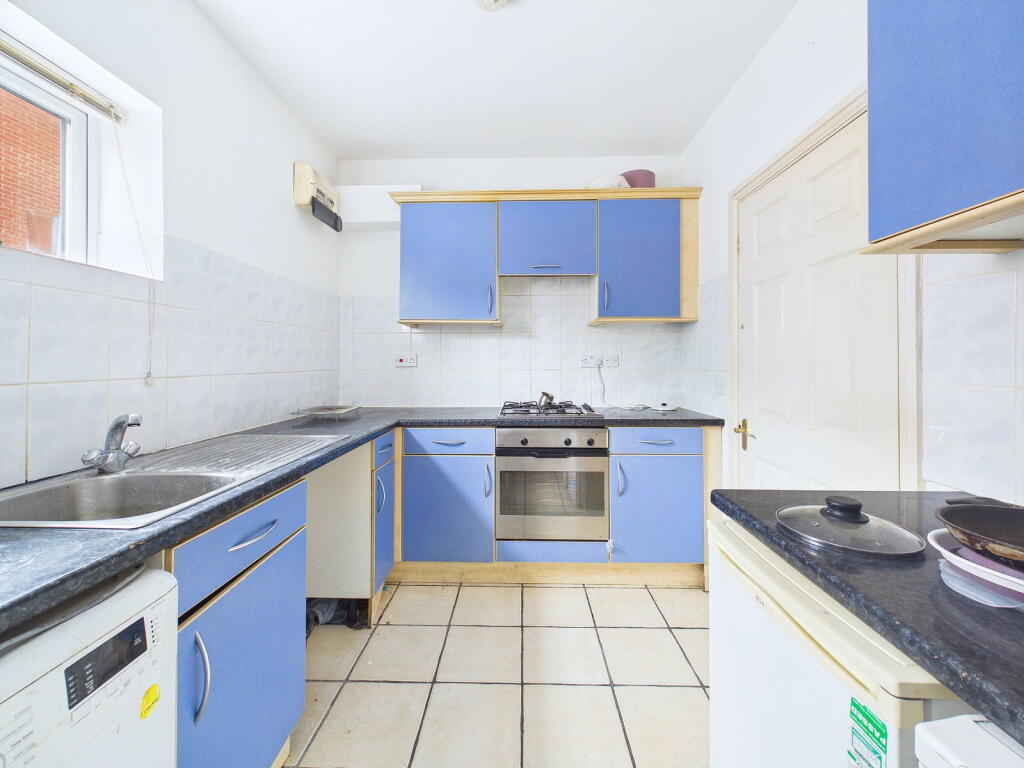 House in Leicester, Aylestone Park - View 4