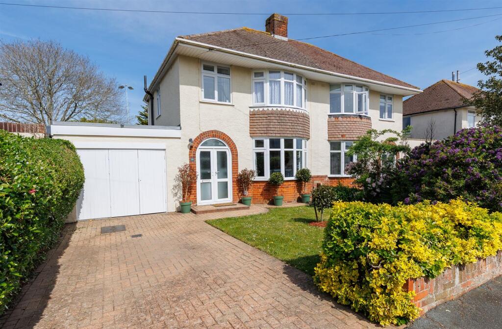 Main image of property: BEAUTIFUL HOME WITH TWO GARDEN CABINS - Parklands Avenue, Cowes