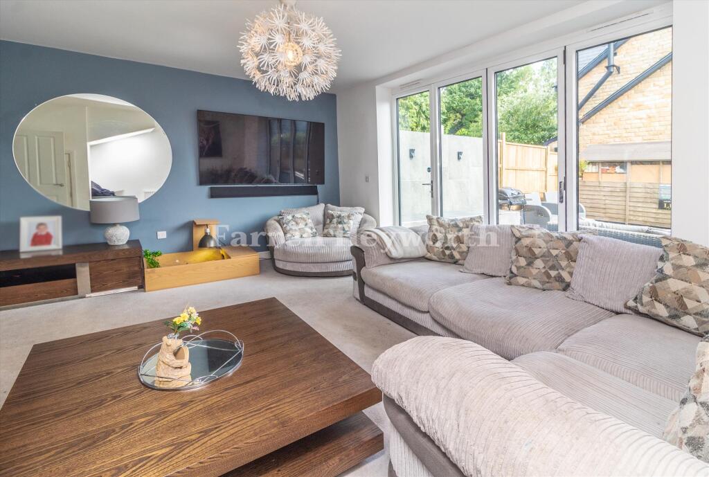 House in Lancaster - View 5
