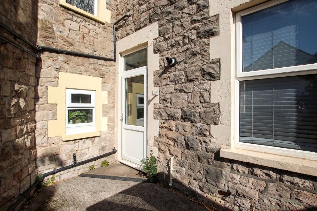 Apartment in Weston-super-Mare, North Somerset - View 4