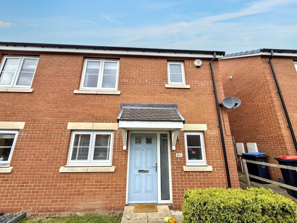 Main image of property: Low Gill View, Marton-in-Cleveland, Middlesbrough, North Yorkshire, TS7 8AX