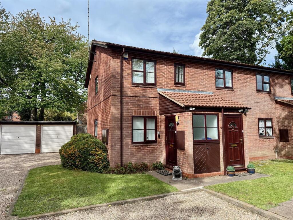 Main image of property: Stratford Road, Shirley, Solihull