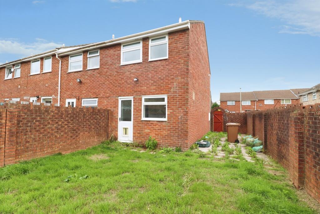 Main image of property: Rhos Helyg, Caerphilly
