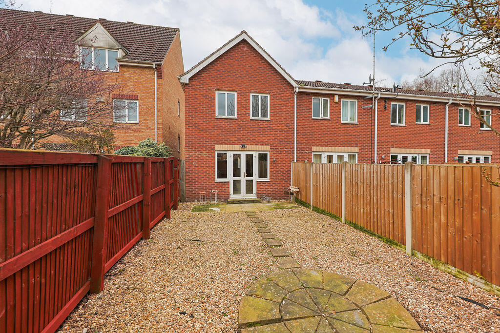 House in Chesterfield, Brimington Common, Spital - View 4