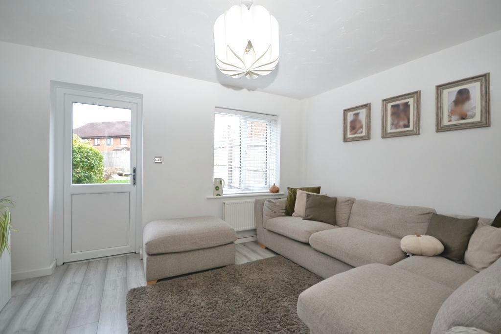 Ladymeadow Court, Middleton, Milton Keynes, Buckinghamshire, MK10 9HZ photo 3
