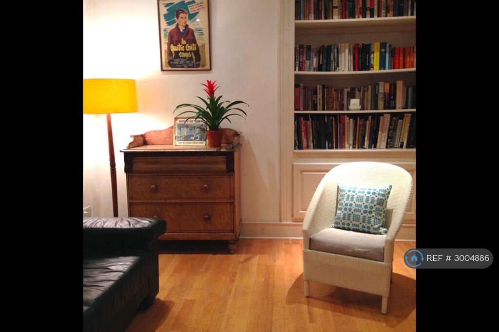 Apartment in London - View 5