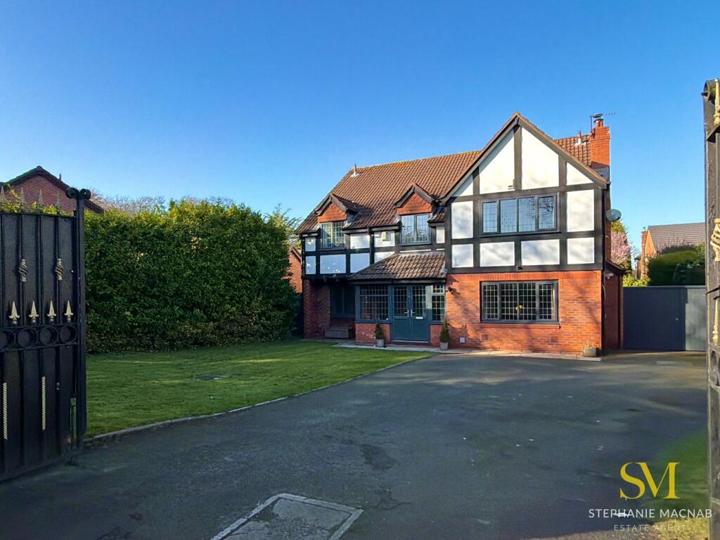 5-bed detached on Bushbys Lane, Formby, Liverpool, L37, £725,000