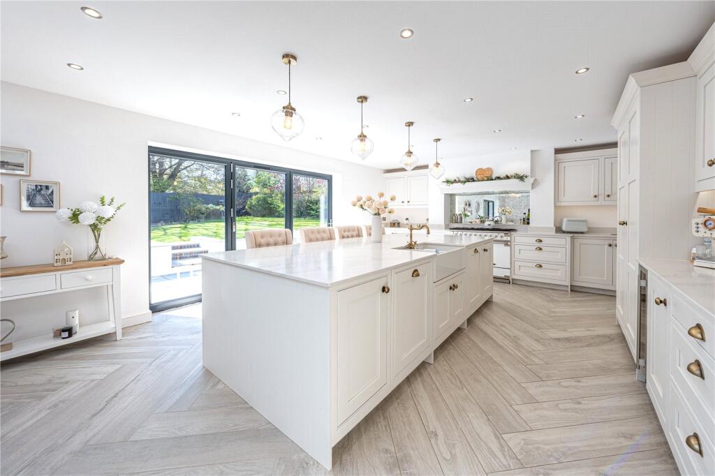 Additional image 4 of Carnoustie, Tamworth, Staffordshire, B77