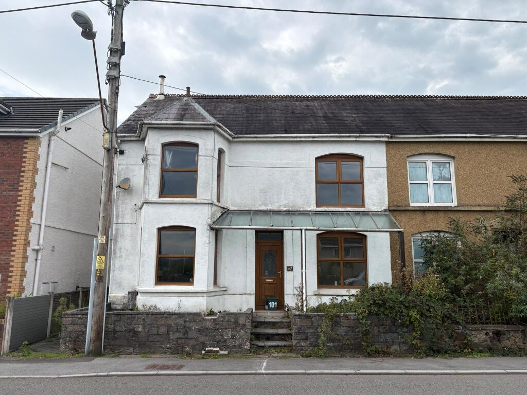 Main image of property: 67 Blaenau Road, Llandybie, Ammanford, Carmarthenshire SA18 3YT