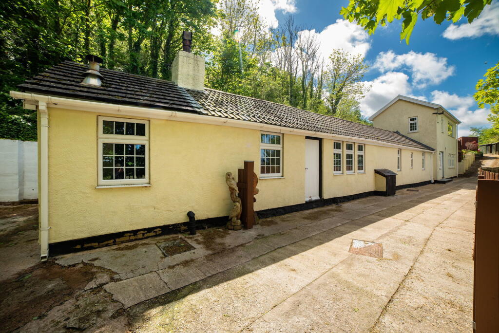 Main image of property: Hiraddug Road, Dyserth LL18 6HS, Denbighshire