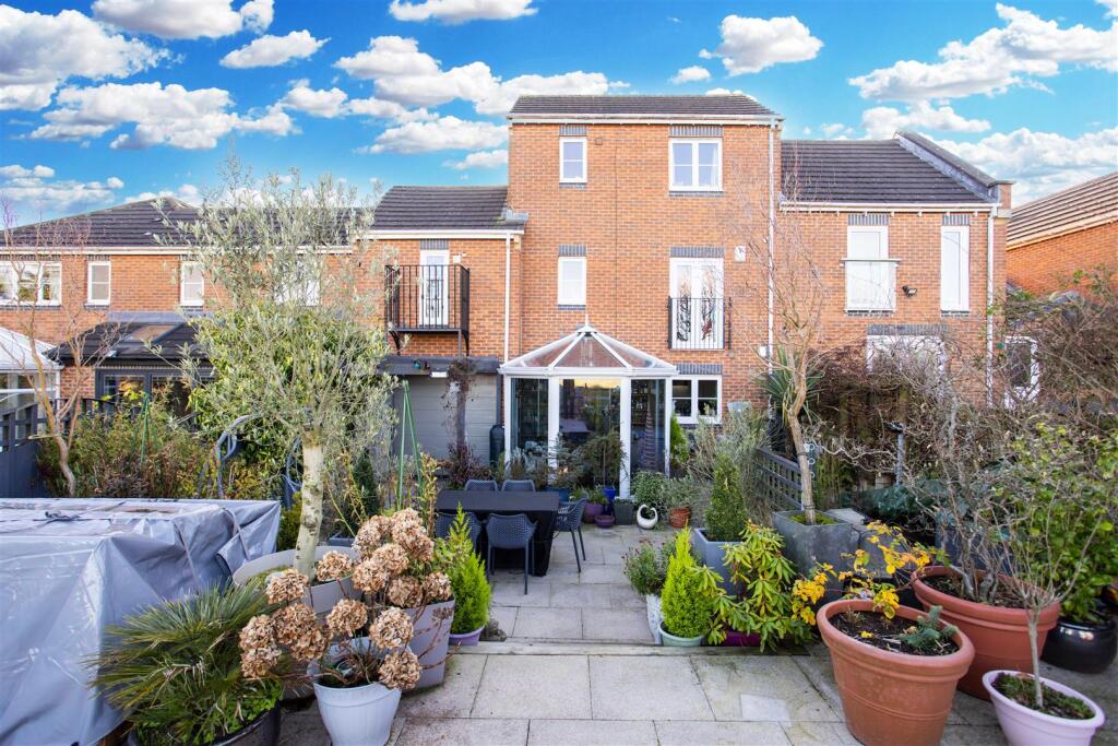 Main image of property: Wansford Close, Austhorpe, Leeds