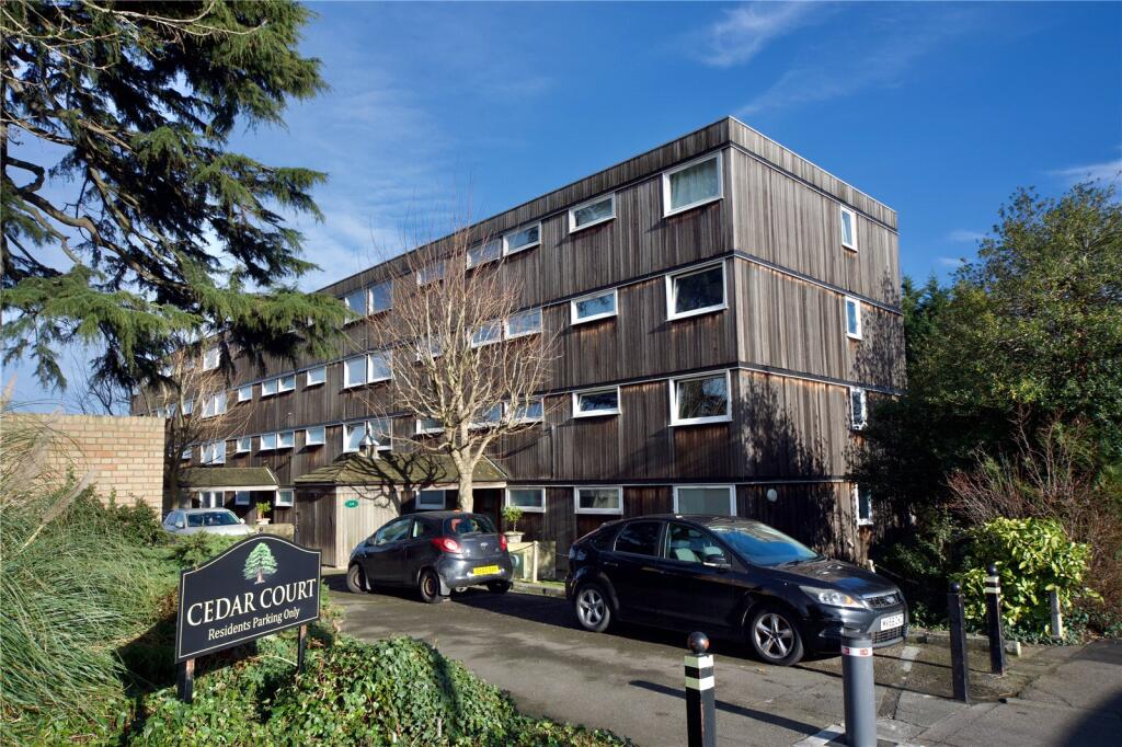 Main image of property: Churchfields, London, E18