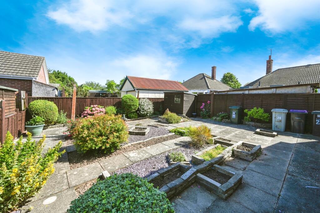 Saxby Avenue, Skegness photo 4
