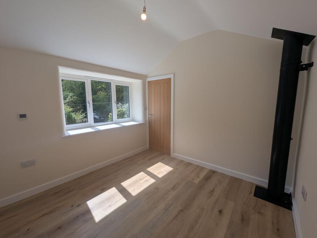 House in Lancaster - View 5