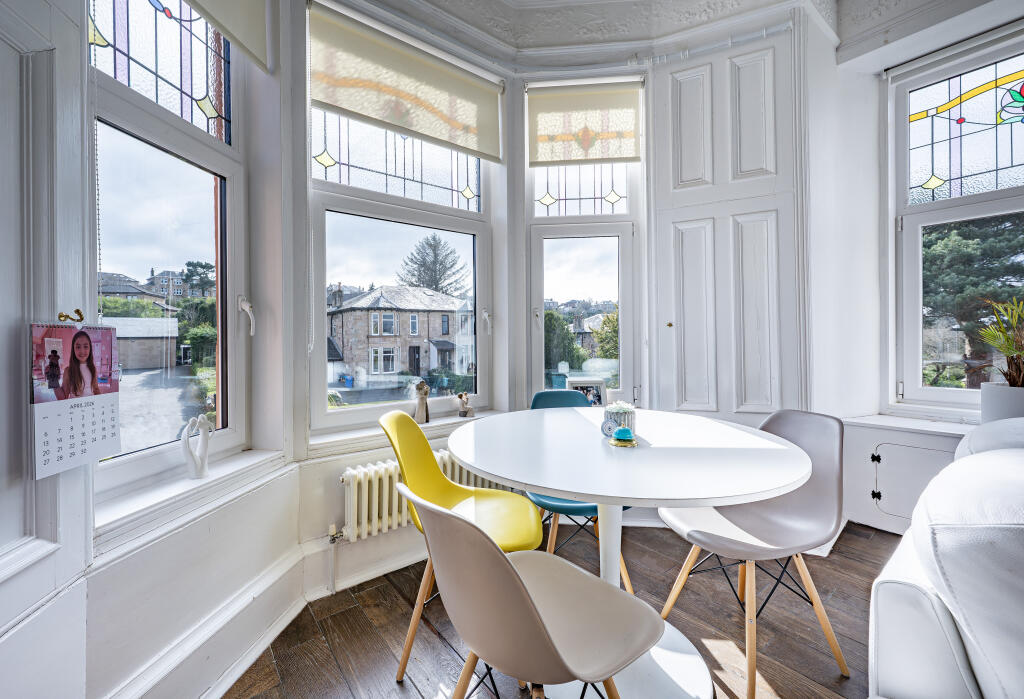 Apartment in Glasgow, South Lanarkshire - View 3