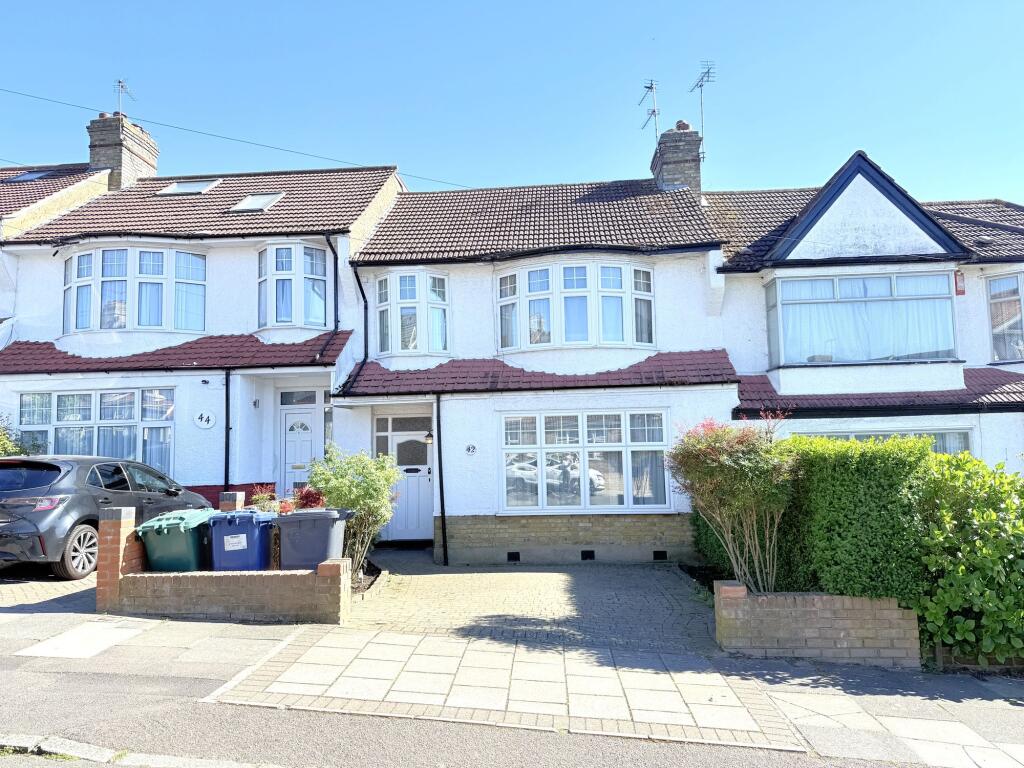 Main image of property: Bohun Grove, Barnet, EN4