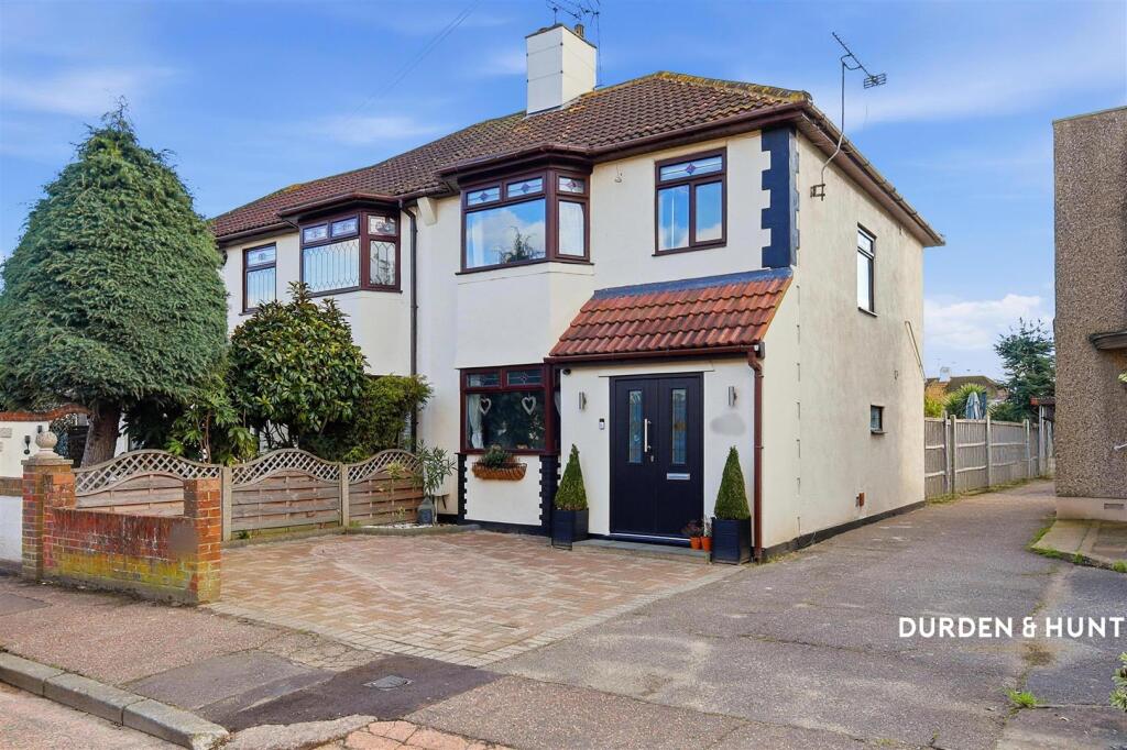 Main image of property: Lympstone Close, Westcliff-On-Sea, SS0