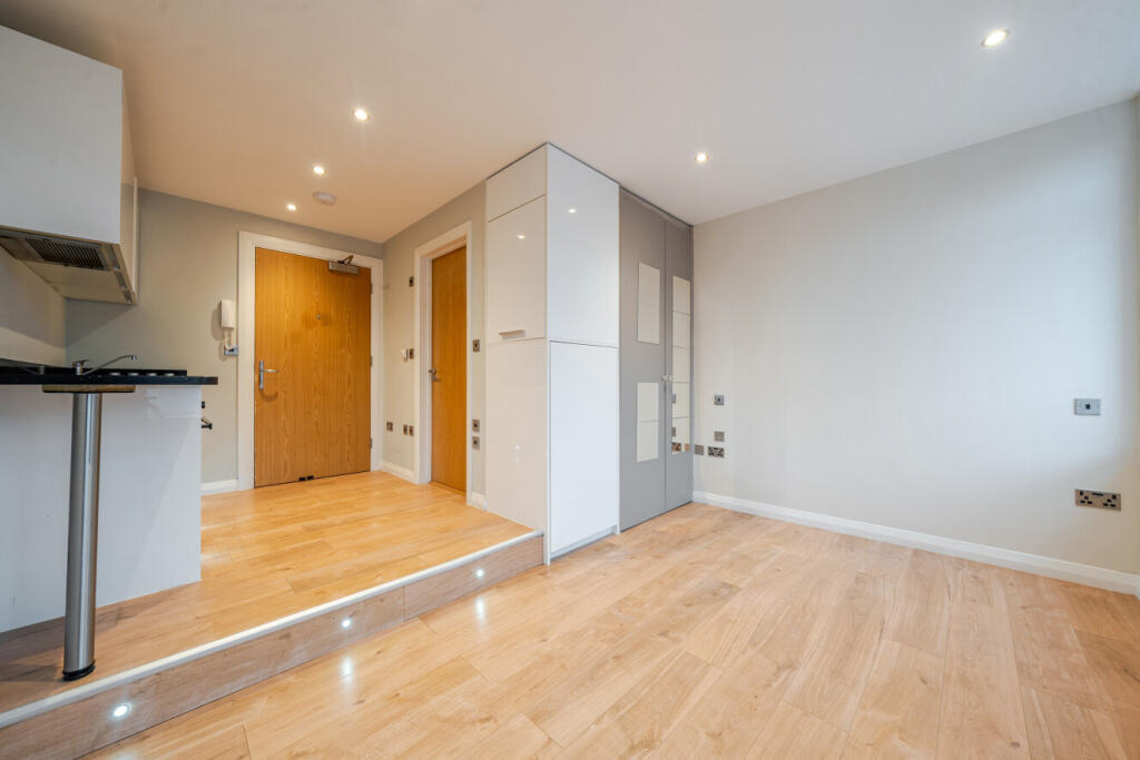 Main image of property: Mercia Grove, London, SE13