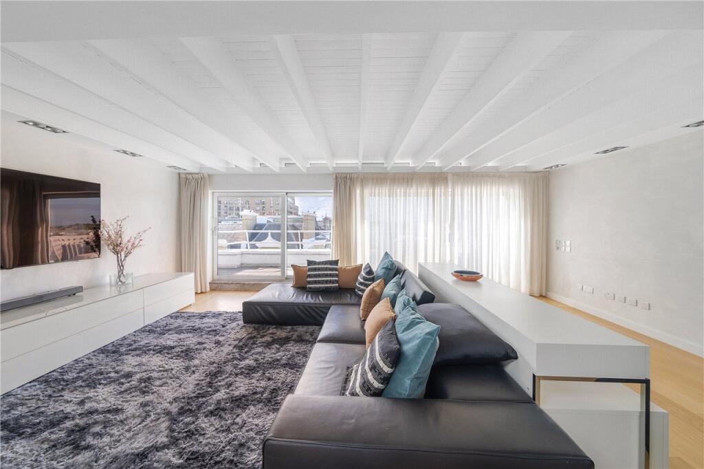 Apartment in London - View 3