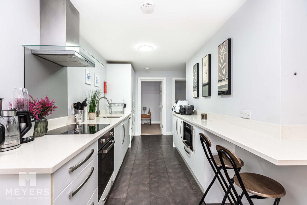Apartment in Bournemouth - View 4