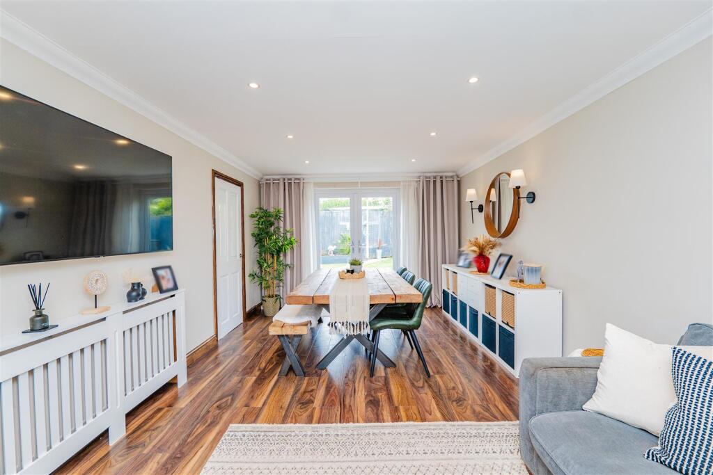 House in Barry, Merthyr Dyfan - View 4