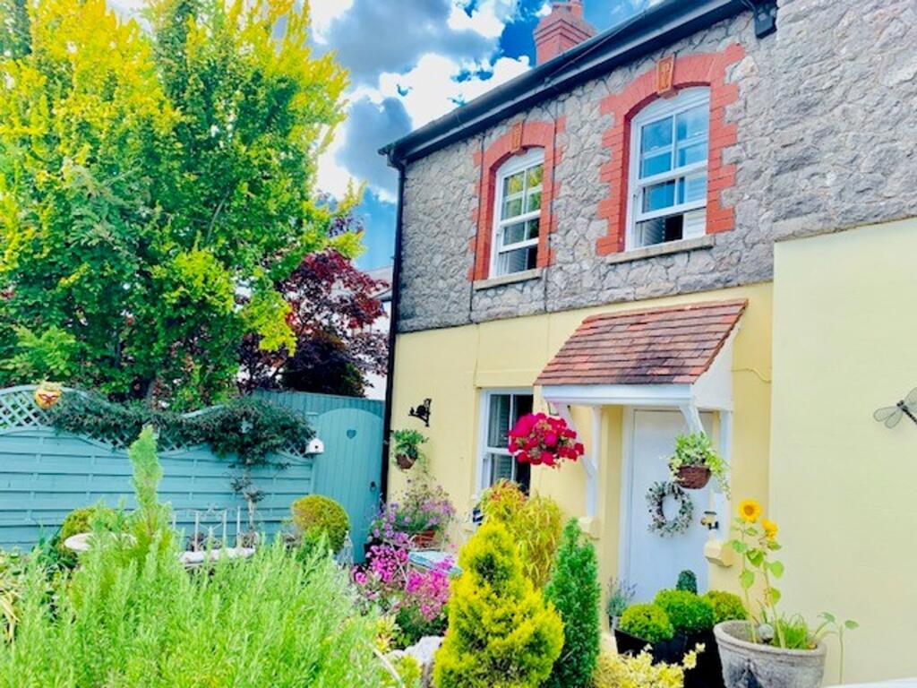 Main image of property: St. Quentins Hill, Llanblethian, CF71