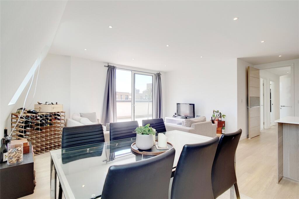 Apartment in London - View 3