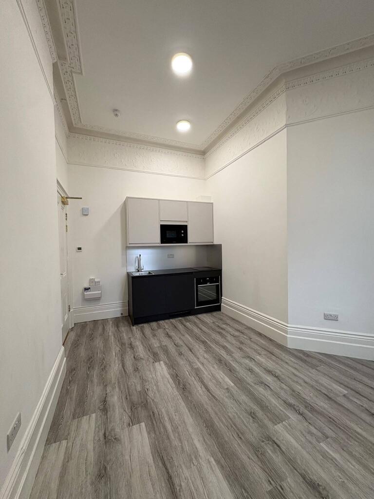 Main image of property: Cromwell Road, Hove