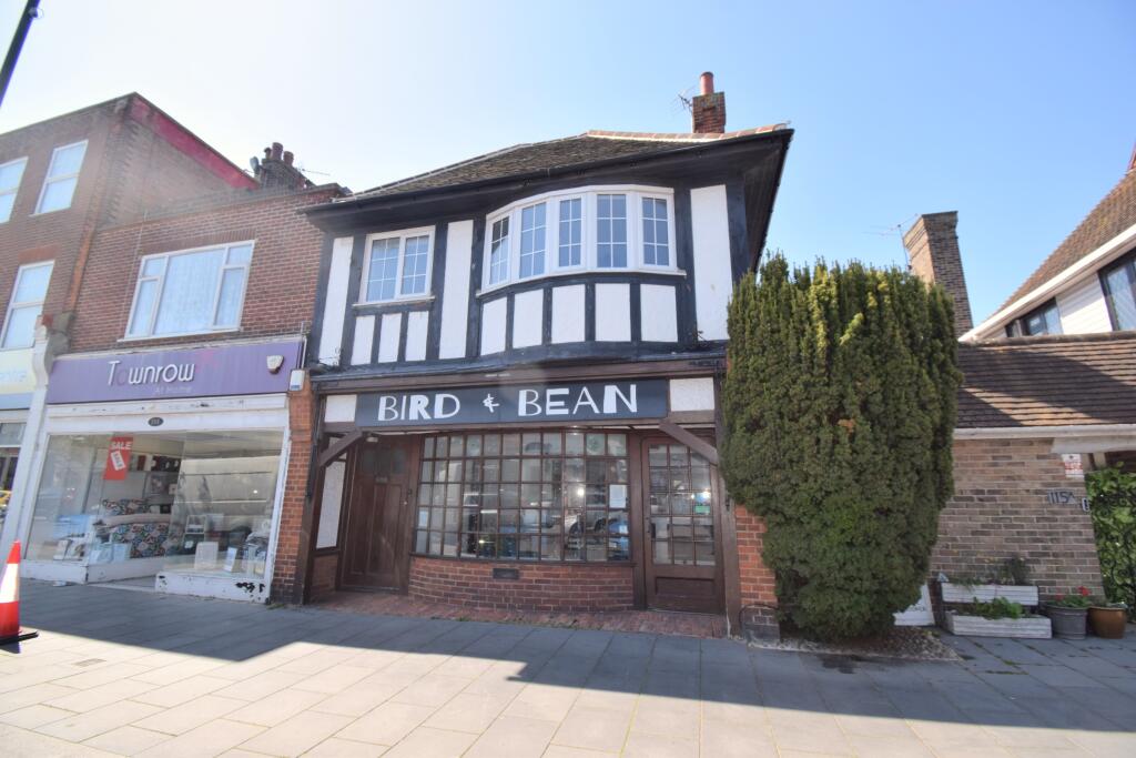 Main image of property: Connaught Avenue, Frinton-on-Sea