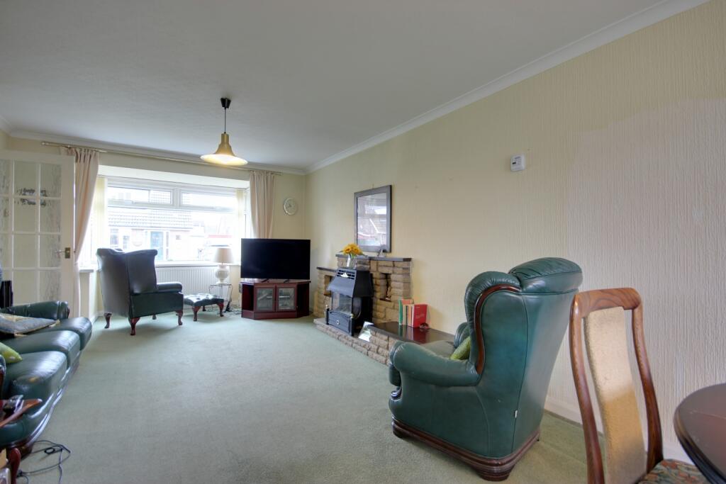 House in Hull - View 4