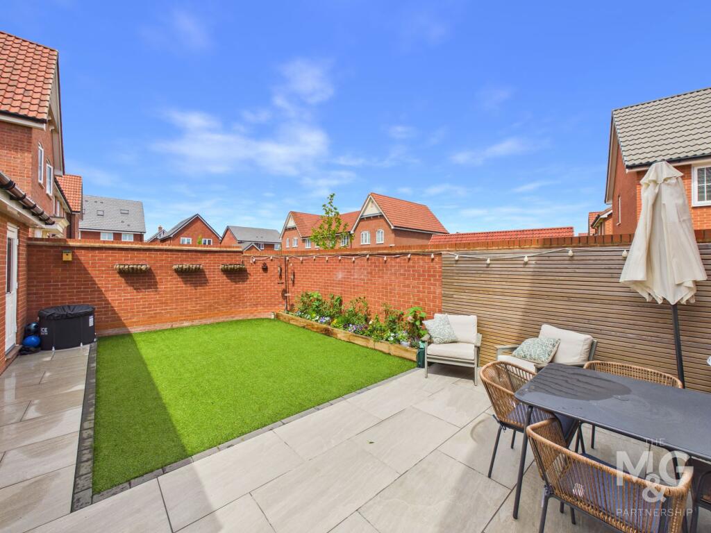 Prigmore Drive, Bury St. Edmunds, IP32 photo 4