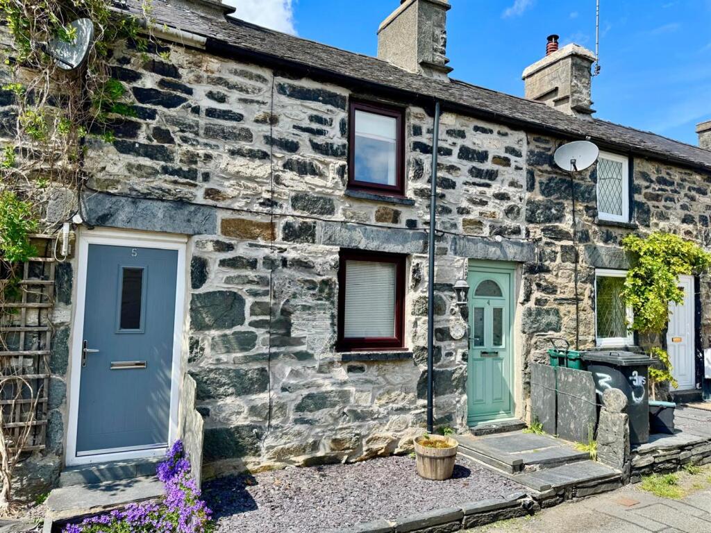 2-bed house on Penmachno, Betws-Y-Coed, £155,000