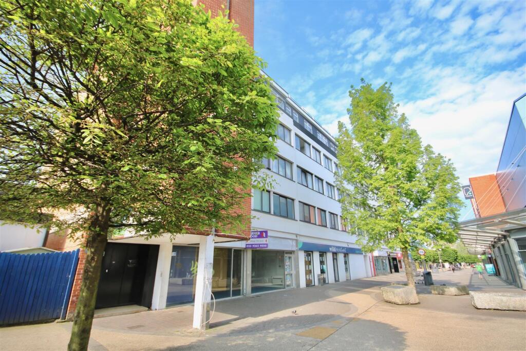 Apartment in Portsmouth - View 3