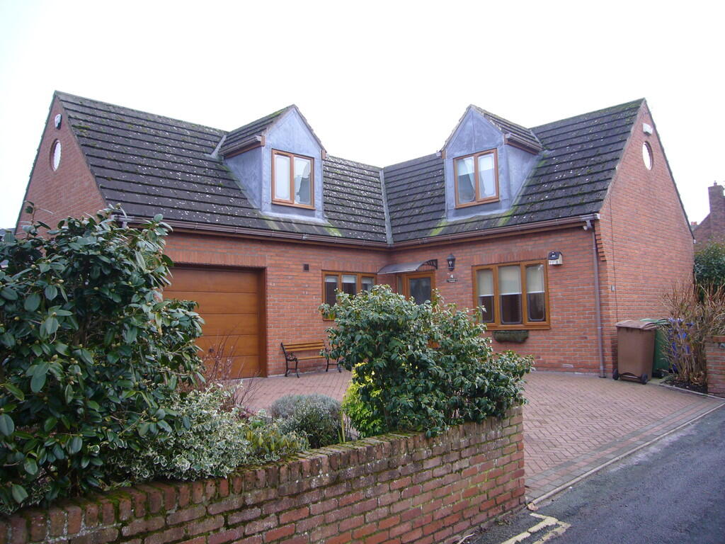 Main image of property: Batty Lane, Howden, DN14 7BW