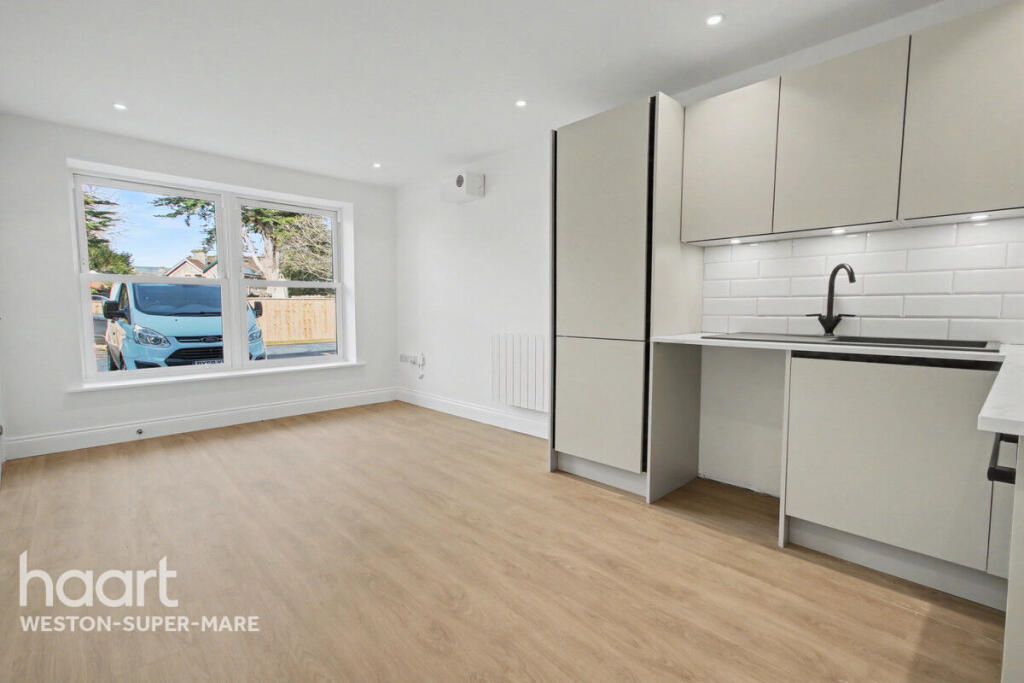 Main image of property: Ellenborough Park North, WESTON-SUPER-MARE