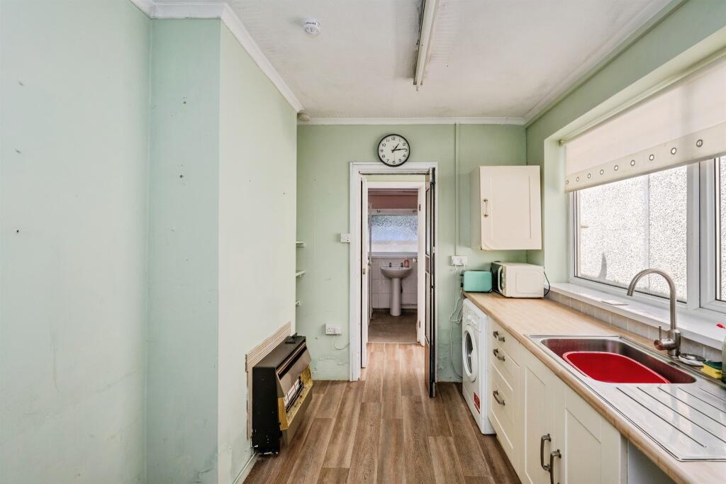 House in Swansea, Morriston - More