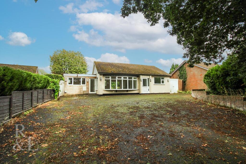 Main image of property: Oaken Lanes, Codsall
