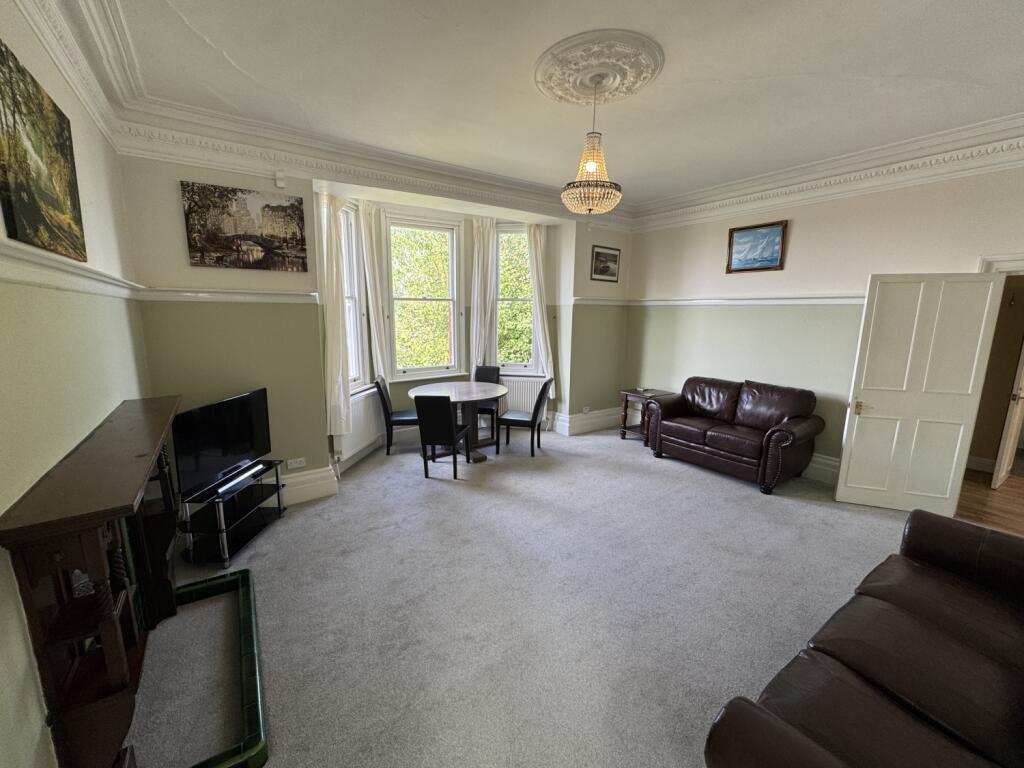 2 bedroom ground floor flat for rent