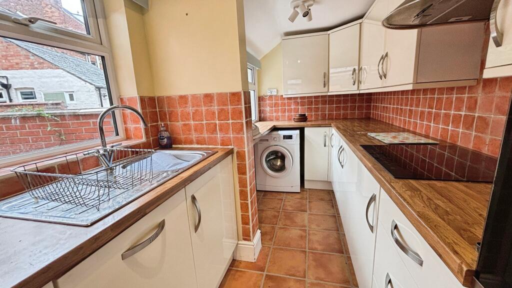 St. Catherines Grove, Lincoln, LN5 photo 2