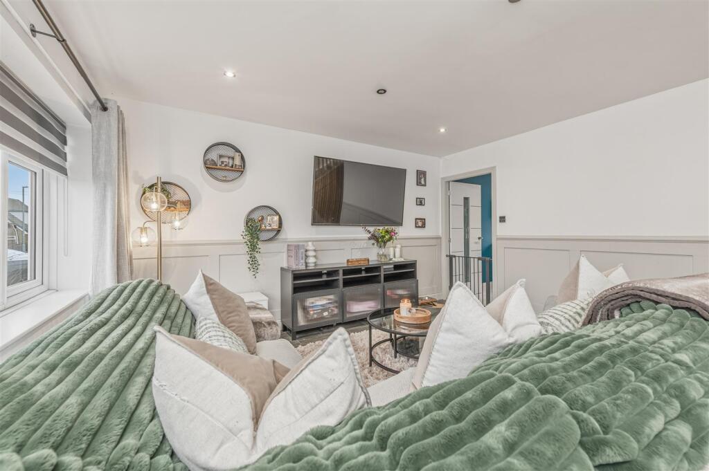 Thirlmere Avenue, Elland photo 4