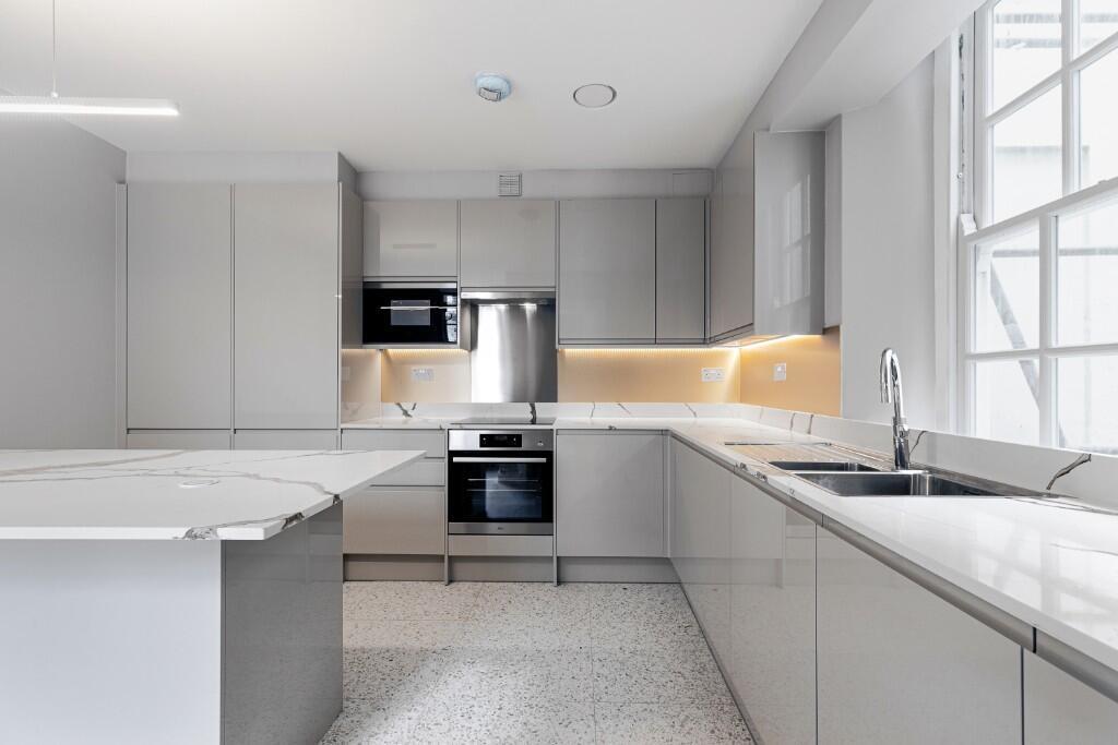 Main image of property: St Johns Wood Park Road, NW8