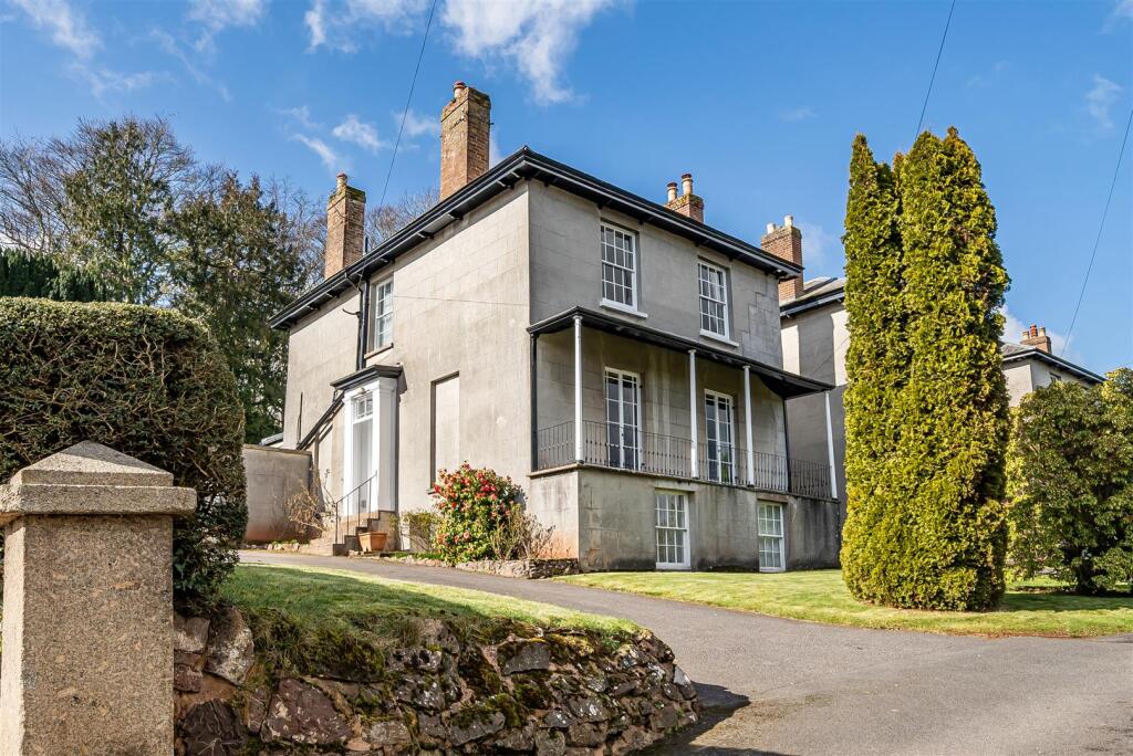 Main image of property: Crossmead Villas, Exeter