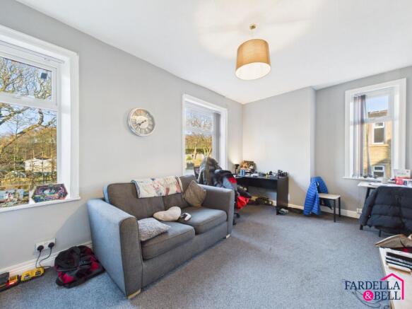 Spacious One-Bedroom Flat