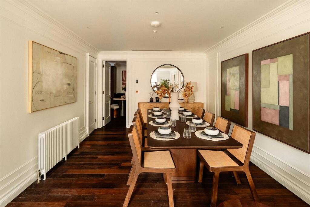Apartment in London, Mayfair - View 3