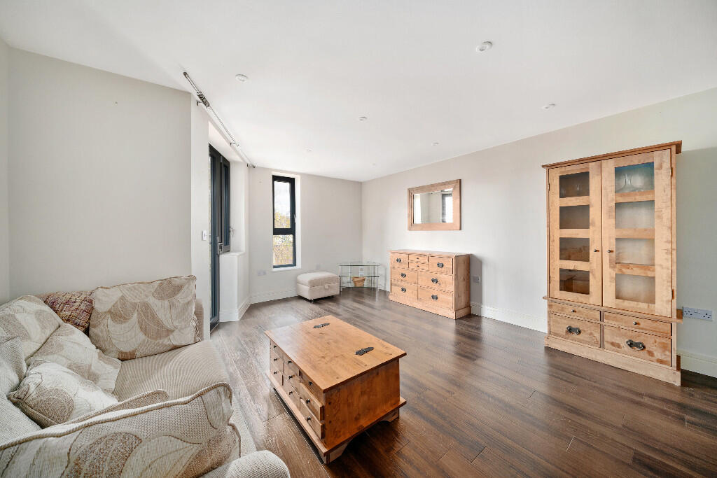 Main image of property: Gutenburg Court, Grange Road, London, SE1