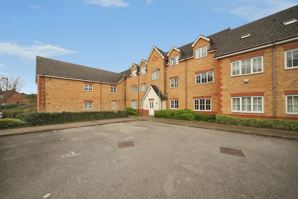 Main image of property: The Wickets, Luton